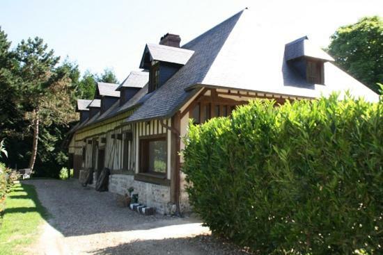 Maison Normande De Caractere A Colombages Saint-Hymer Exterior photo